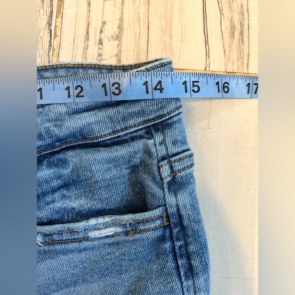 LIKE NEW Buckle Willow & Root High Rise Cropped Stretch Jean - Picture 13 of 16